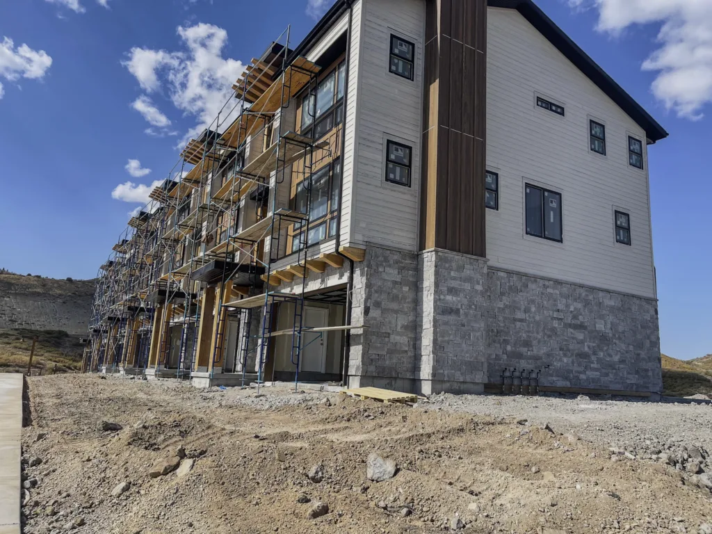 The Pointe at Current Exterior Shot of Homes.